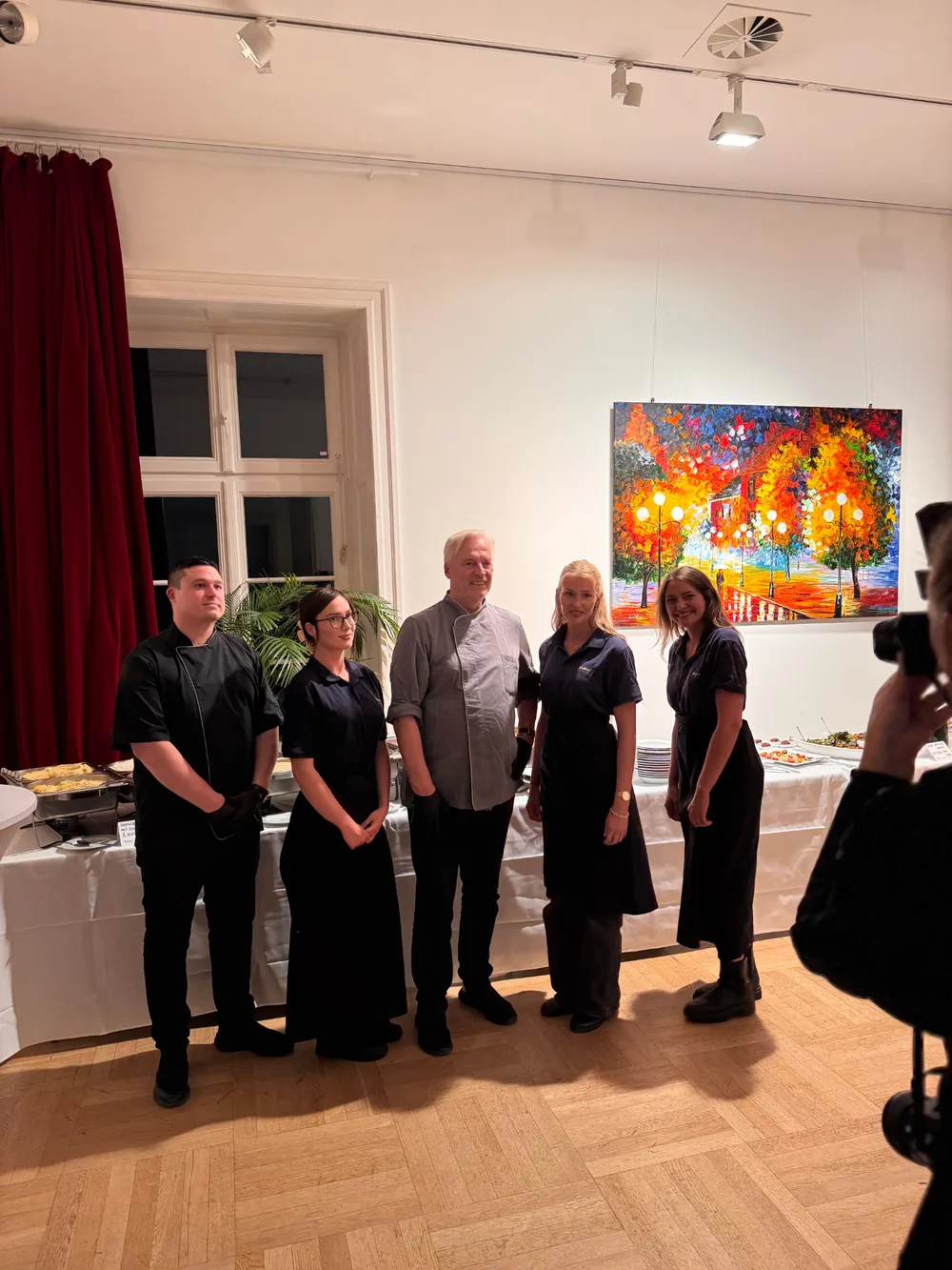 Team von TopS. bei einer Abendveranstaltung